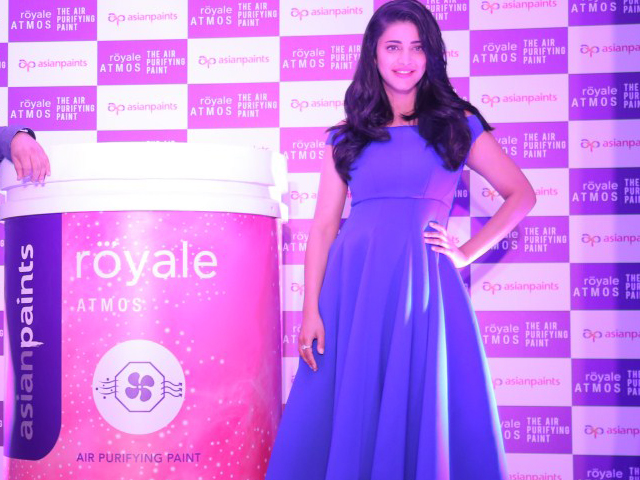 Shruti Haasan Launches Asian Paints new line Royale Atmos